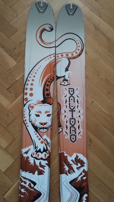 Продавам ски туринг сет ски, автомати и колани Dynafit