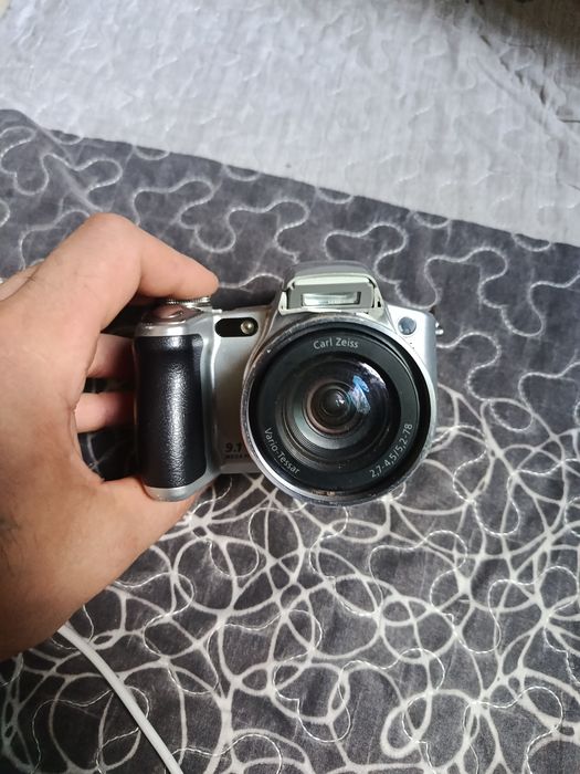 Продам фотоаппарат работает состояние на фото