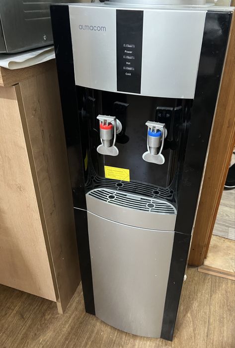 Продам новый кулер для воды Almacom wd-she-3af