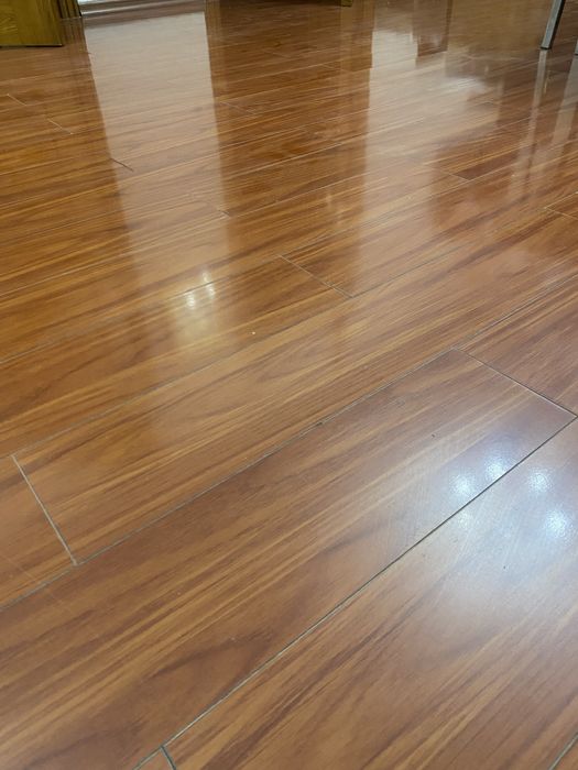 Продам ТАРКЕТ (напольное покрытие) под дерево