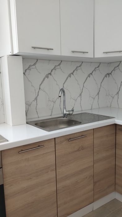 Închiriez garsonieră centru