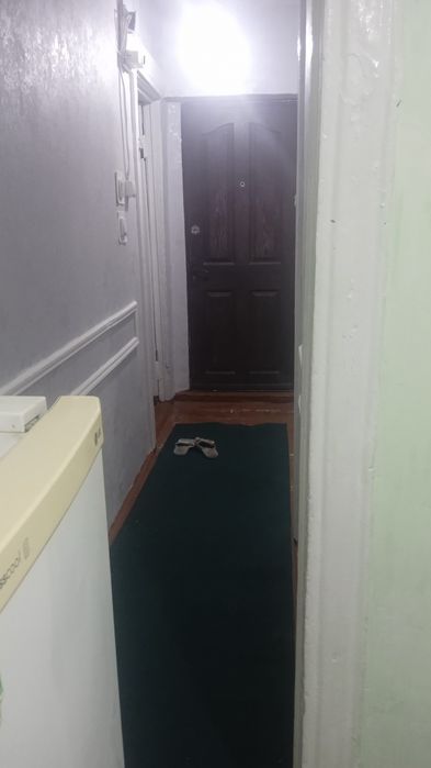 21 микрорайон 2 этаж  1 ханалы кв сатылады