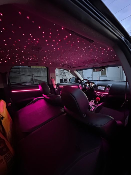 Plafon instelat cu mod twinkle sau simplu, comete