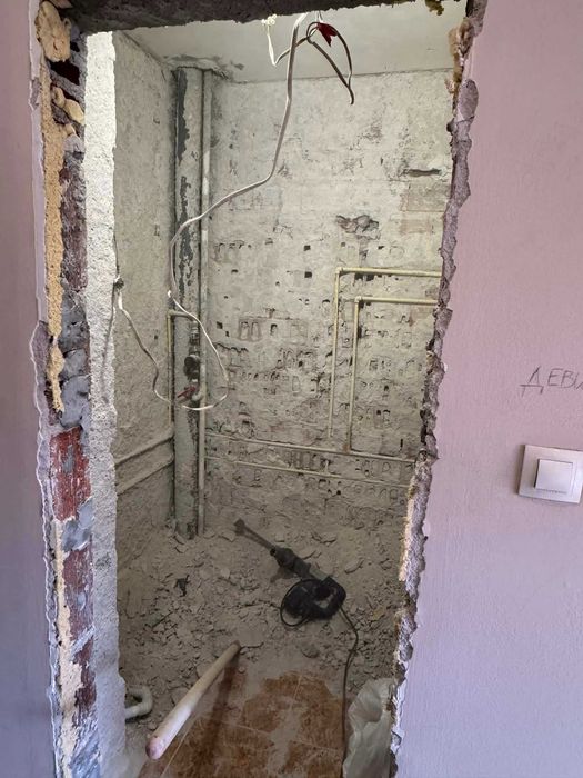 ХАМАЛСКИ УСЛУГИ – БЪРЗО И СИГУРНО! Кърти чисти извазва Изхвъляне на не нужни вещи