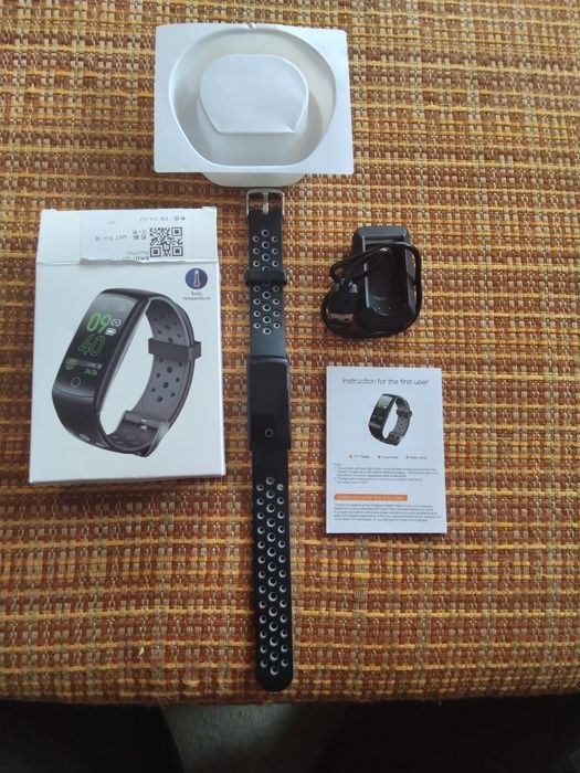 Предлагам смарт гривна