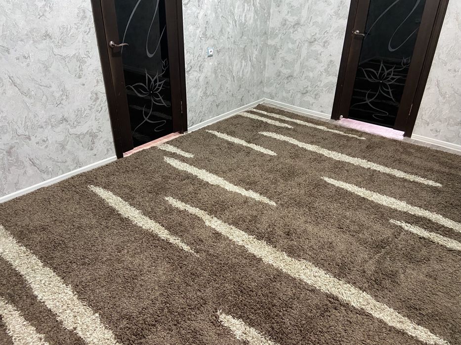 Ковёр продаётся две за 50000