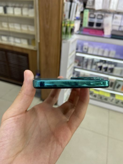 Vivo V40 Lite 8/256 ideal