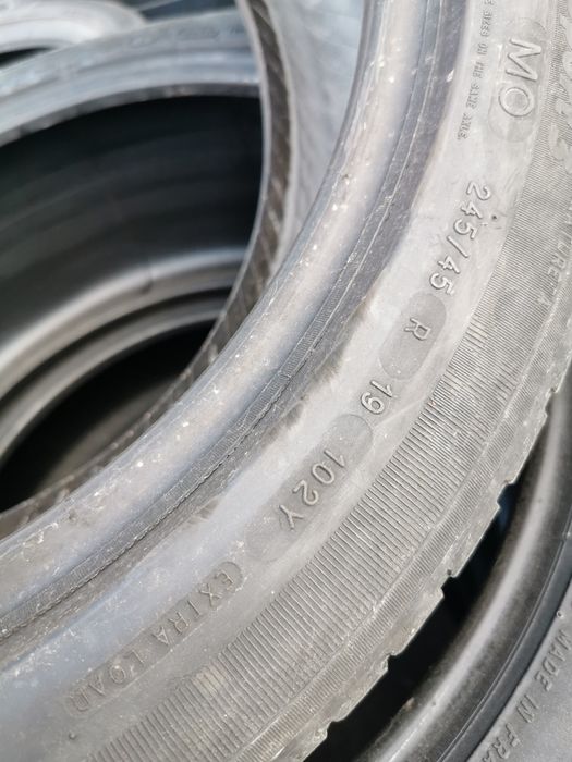 245 45 19 и 275 40 19 michelin