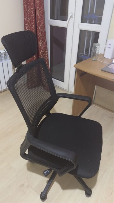 Продам офисное кресло