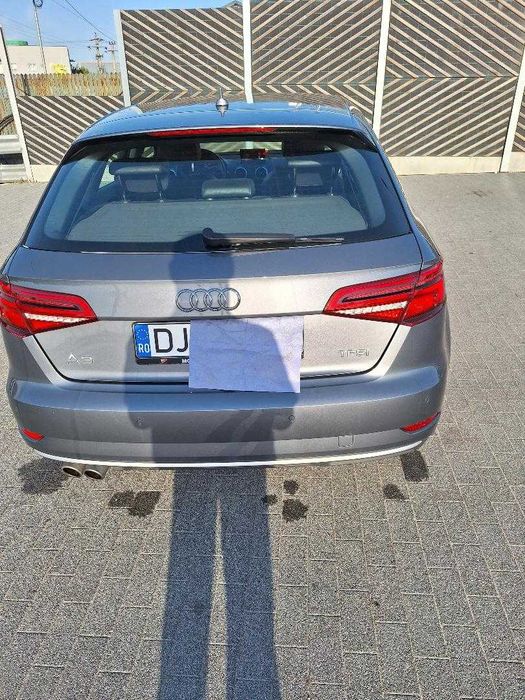 Audi A3 Audi A3 35 TFSI cylinder on demand Sportback S tronic sport