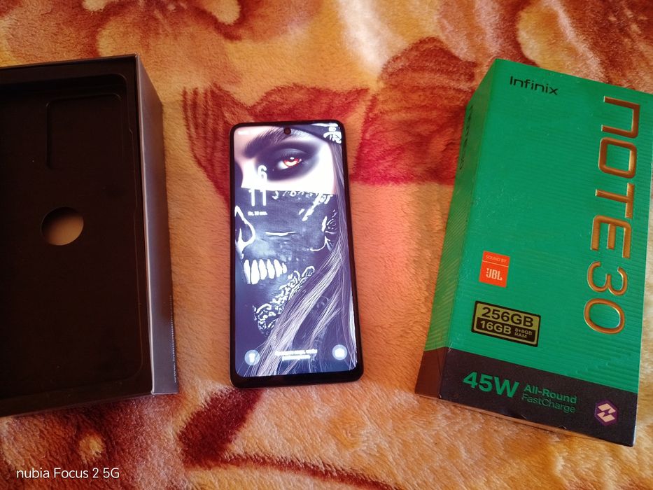 Телефон 256гб, отличный телефон