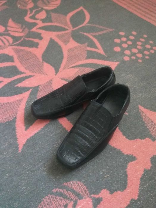 Туфли на мальчика 29 р-р