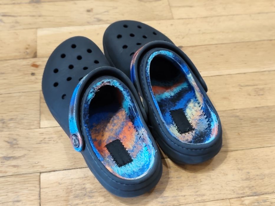 Crocs черни подплатени пантофи размер 32.5