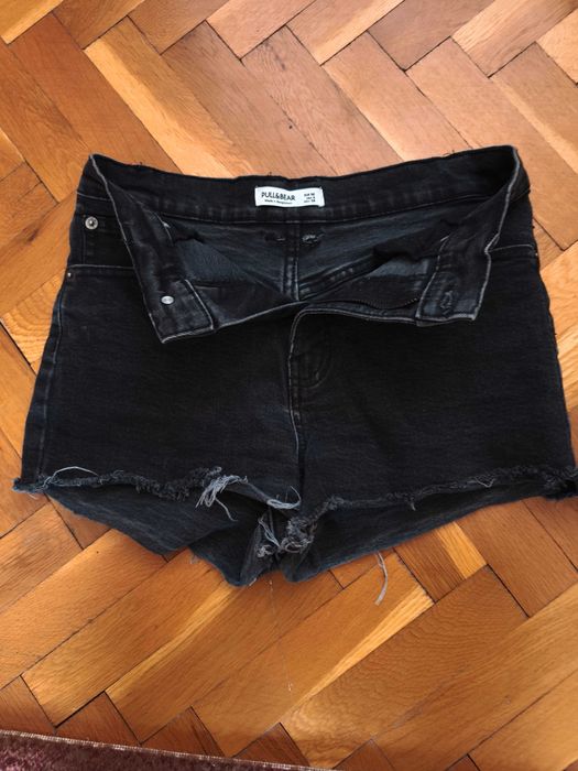 Маркови дънки Bershka, Pull& Bear