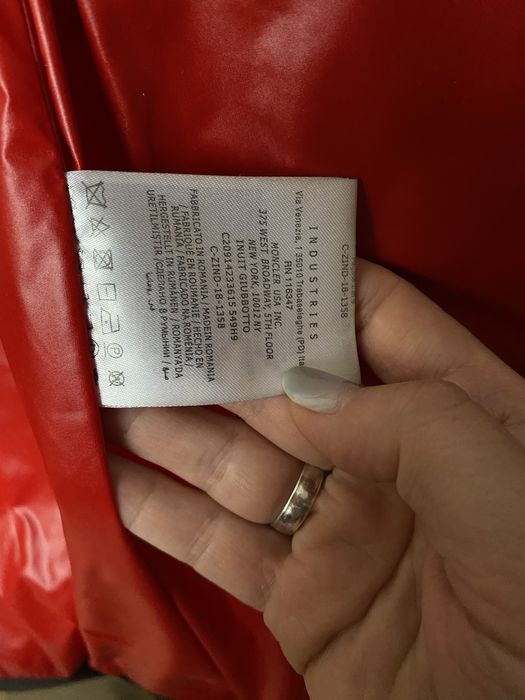 Пуховик зимний, теплый.