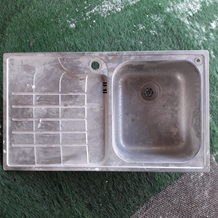 Умывальник для ванной.