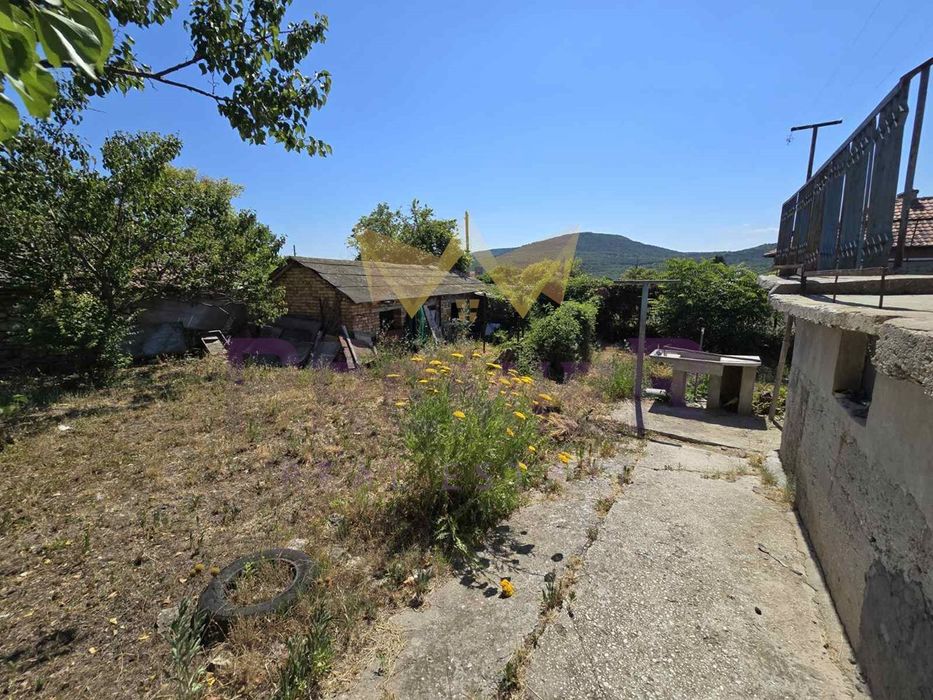 Продава се Къща в с. Оброчище, Област Добрич - 140 кв.м за 558 €/кв.м - Снимка #11