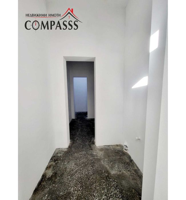 Гр. Добрич, етаж от търговска сграда ул. Калиакра – 190000евро!