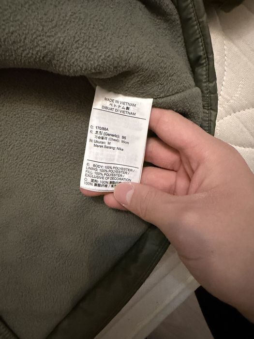 Куртка Nike продам