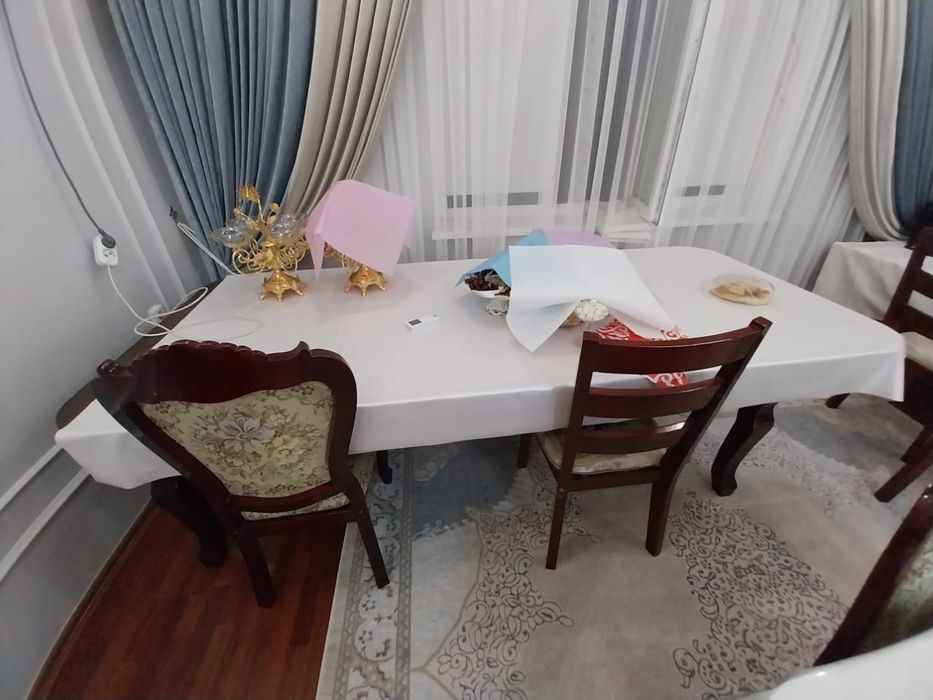 Продам стол комплект