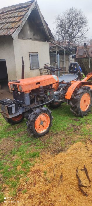 Трактор Кубота B6000