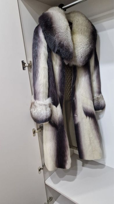 Продам шубу из нутрии