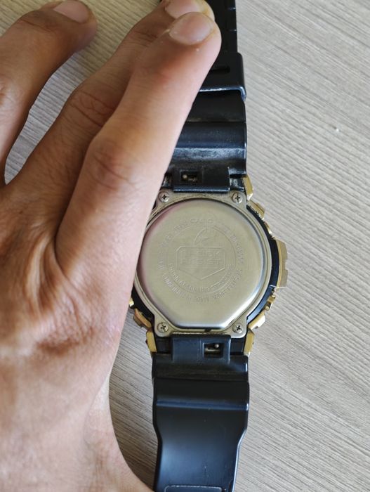 Часы Casio G-Shock GM-6900G-9