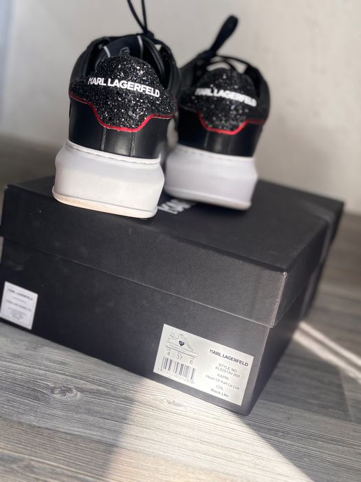 Karl Lagerfeld 37