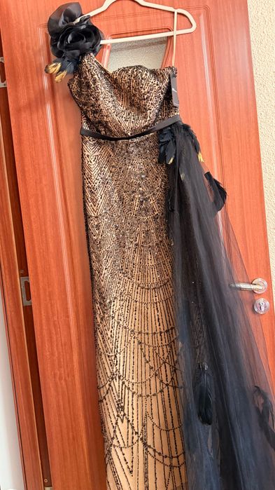 Rochie elegantă specială pentru ocazii speciale mărimea S cu etichetă