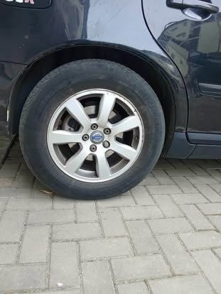 Vând Volvo s40