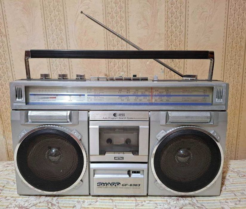 Магнитола  Sharp GF-6363
