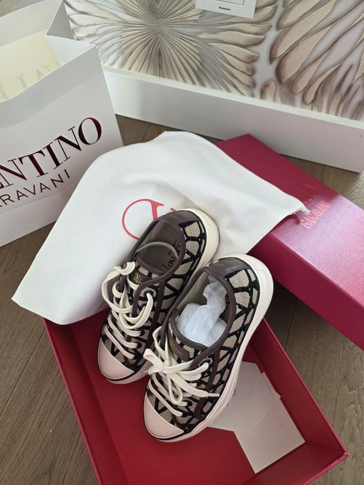 Valentino Garavani sneakers