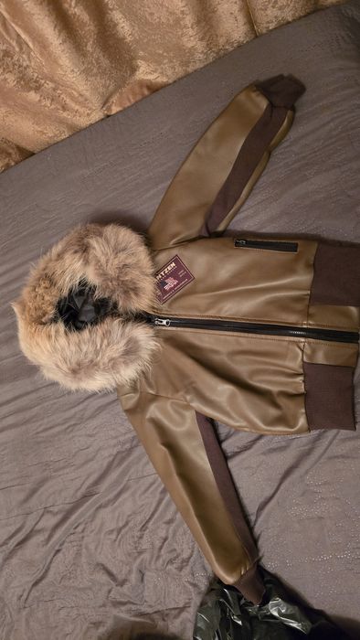 Детско яке естествена кожа естествен пух