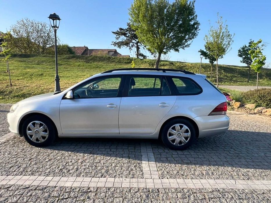 VOLKSWAGEN Golf 2011 — imagine 4