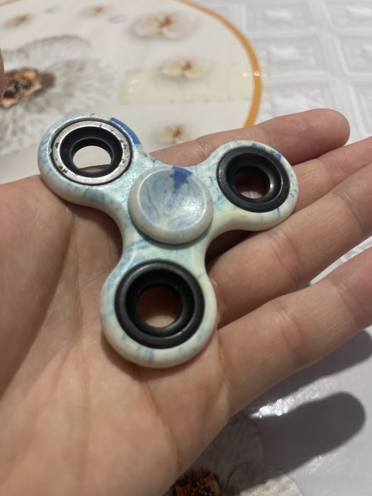 Spinner Original sotiladi