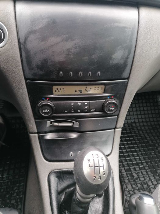 Vand masina Renault Laguna 2