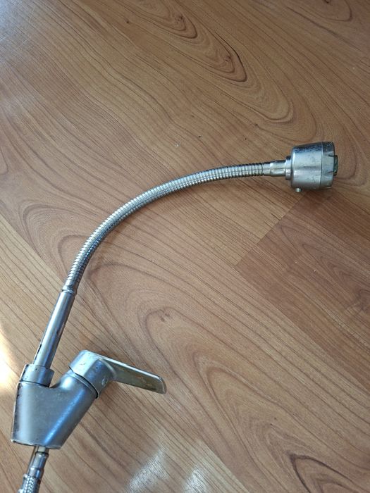 Смеситель кухонный