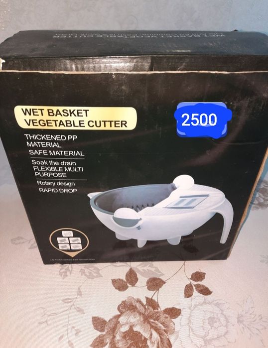 Чайник. Тёрка.Сервиз