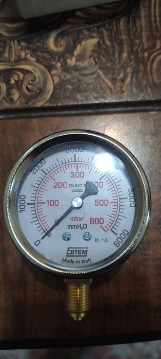 Газовый манометр электронный