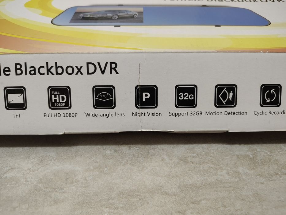 Oglinda auto cu camera video FHD