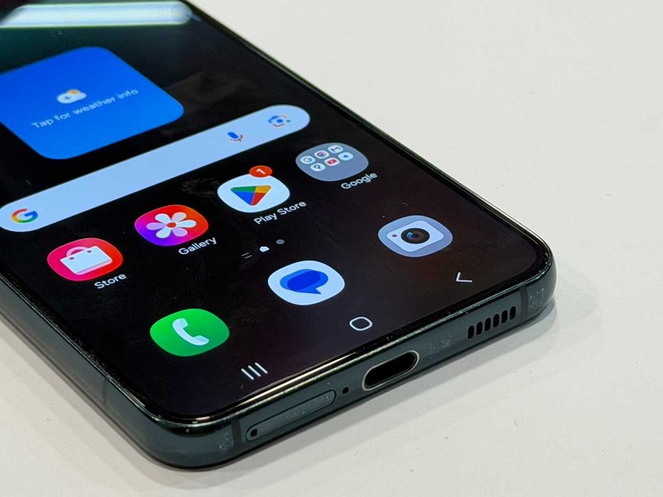 Samsung Galaxy S22 5G 128GB 8GB RAM Dual