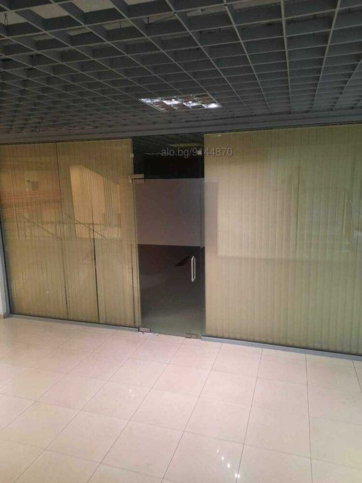 Дава се под наем Офис в Пловдив, Каменица 1 - 35 кв.м за 255 € - Снимка #2