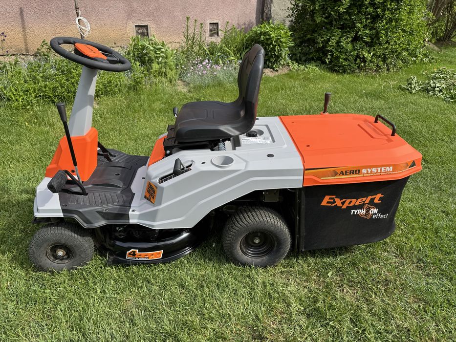 Tractoras de tuns iarba / gazon RURIS Expert 707 CVT