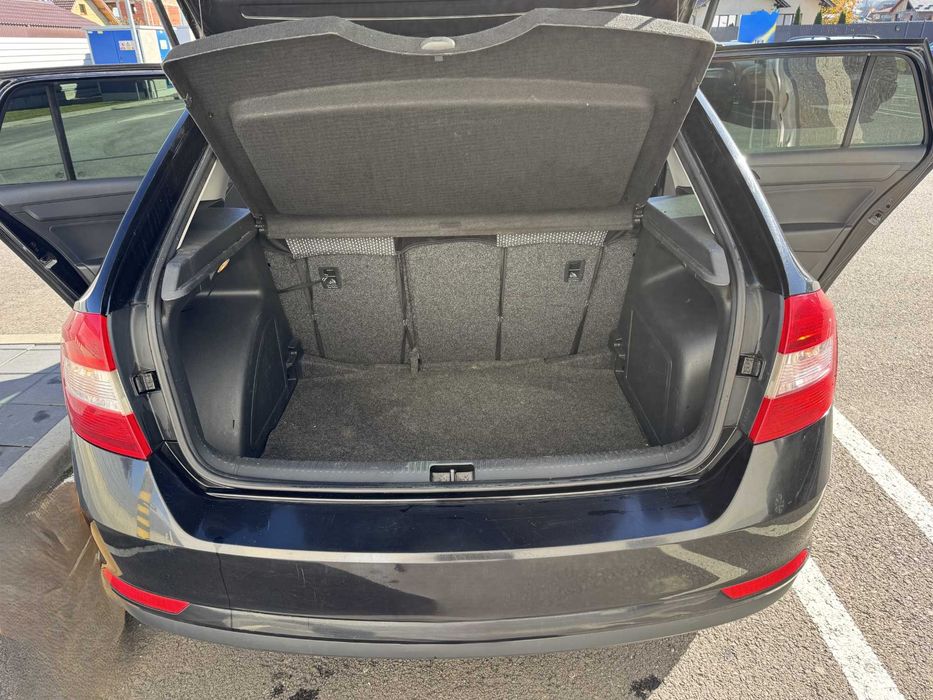 De vânzare: Skoda Rapid 1.2 TSI – OCT 2015 Spaceback