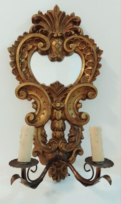 Aplica perete din lemn masiv sculptata manual