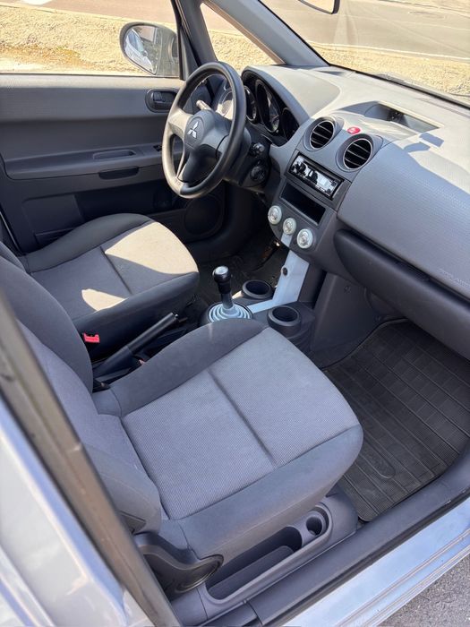 Urgent Mitsubishi  Colt