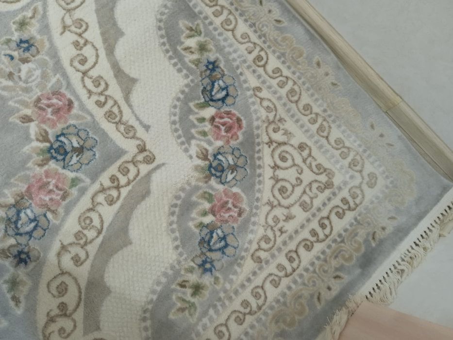 Продам красивый ковер