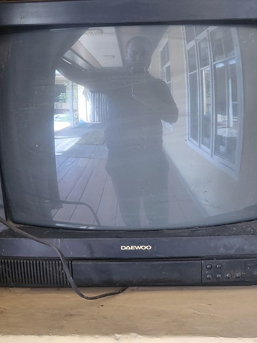 Телевизор сотилади