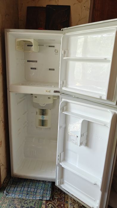 Холодильник Samsung SR-33NXB