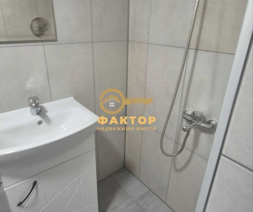 Продава се Двустаен апартамент в Пловдив, Център - 55 кв.м за 1781 €/кв.м - Снимка #5
